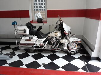 Harley-Davidson Electra Glide Police Edition rok 1995 Evo