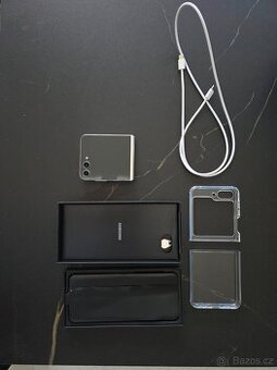 Samsung Zflip5. 256 GB Bílý. NOVÝ DISPLEJ