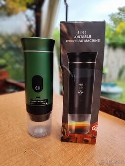 Cestovní USB espresso s vlastním ohřevem
