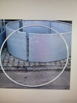 Obruč kovová, pr. 155 cm, pro síť do příkrmiště