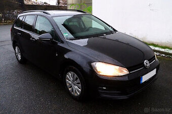 VW Golf 7 1,2 TSI Climatron/PDC/Park Assist/výhřev/temp/NAVI - 1