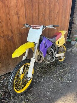 Suzuki RM 125