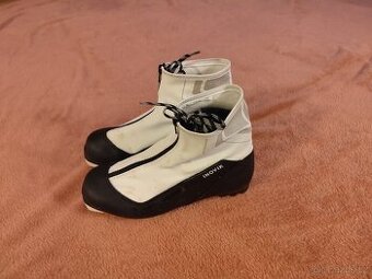 Boty na běžky velikost 39