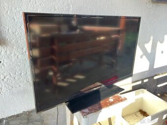 TV Grundig 40 VLE 4322 BF - 40