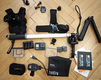 GoPro8 Black + 2x batteries + remote control