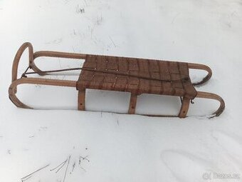 Dřevěné saně RETRO.