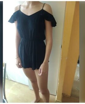 Černý overal Divided. Vel. Černý overal 699 Kč. Divided. Vel