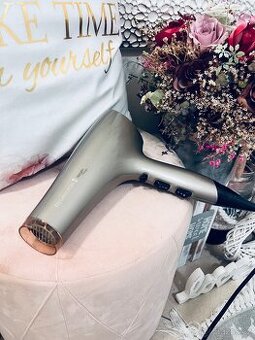 Remington fen na vlasy Keratin Therapy