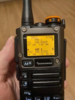 Quansheng UV-K6 s příslušenstvím