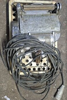 Tesařský hoblík šíře 25cm