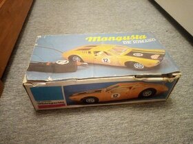 Mangusta Anker hračka autíčko na bowden originál krabice