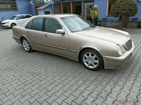 Mercedes-benz E320 CDI Lorinser Elegance,r.2000,Ř6 válec.
