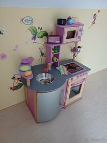 Dětská kuchyňka dřevěná