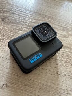 GoPro hero 10 black + media mod a příslušenství