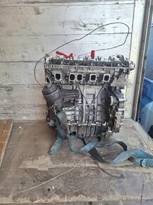 Motor Volkswagen T5. 2,5 l , AXD