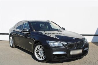 BMW Řada 7 740d xDrive 230kW M PAKET ČR (2015)