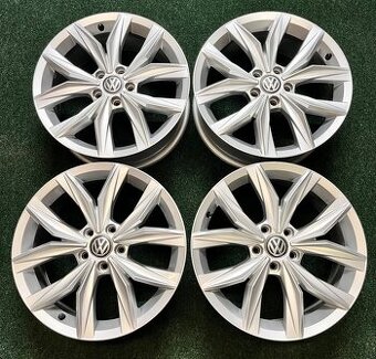5x112 R18 Originál Alu VW Tiguan / Kingston - TOP STAV