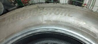 215/60 R16