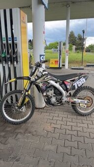 Prodám Suzuki RM-Z250 2014