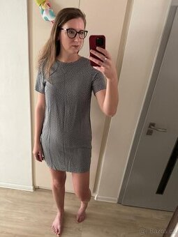 Minišaty s černobílým vzorem, H&M, vel. 38 - 1