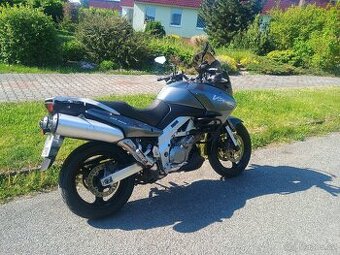 Suzuki DL1000 V-Strom pěkný stav