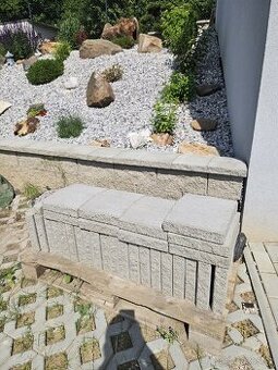 Diton stříška plotová průběžne štípaná