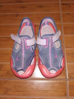 Nike sunray, vel. 25, vnitřní délka 15 cm - 1