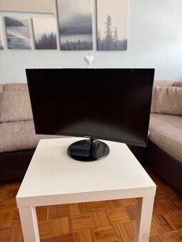 🖥️ Samsung 27″ Curved Monitor – prohnutý displej,super stav