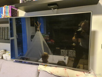 Televize LG 47LY760H