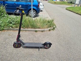 Xiaomi Mi Electric Scooter Pro 2