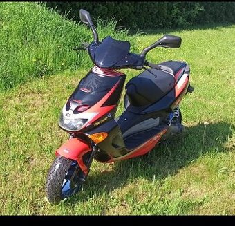 Aprilia SR 125 2T