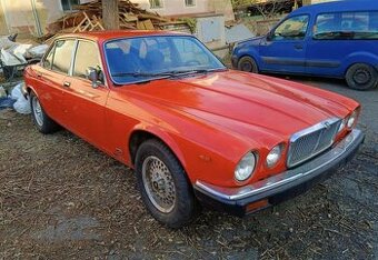 Jaguar XJ6,rok 1983, 4,2l,automat
Doklady SRN.