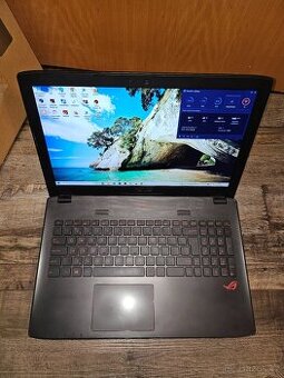 Prodam tento Herni notebook Asus ROG  (full hd 1080p)