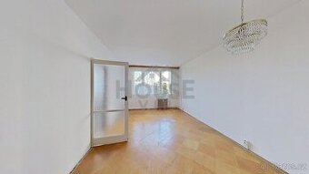 Prodej bytu 3+1 (72 m²) s balkonem (4 m²) a garáží (13,5 m²)