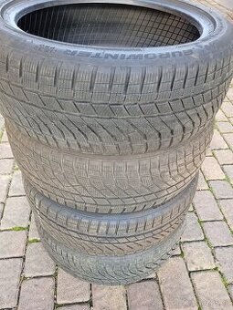 FALKEN 225/45 R18 SADA ZIMA