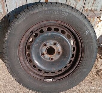 Zimní pneu 195/65 R15 91H Kormoran na diskách 5x112