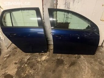 Pravé přední a zadní dveře VW Golf VI hatchback