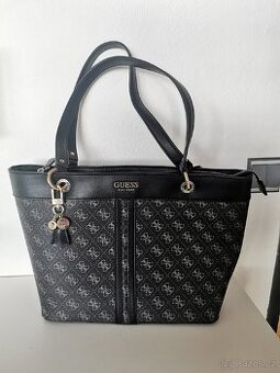Kabelka Guess