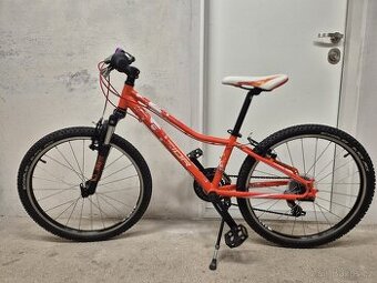 Výborně vybavené dětské kolo SUPERIOR PAINT XC 24: 8-13 let