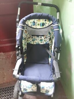 Dětský kočárek