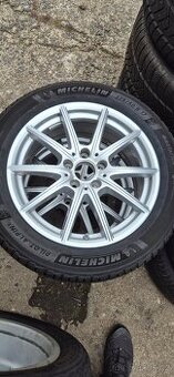 Kompletní zimní sada originálních alu kol Mercedes-Benz z mo