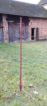 Elegantní kovový věšák – vintage / industriální styl