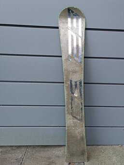 CARBON - KEVLAR SNOWBOARD