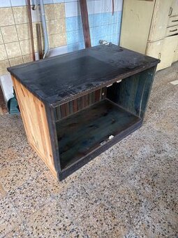 Na boudu pro psa za odvoz