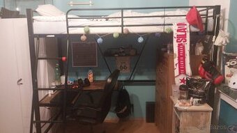 Patrová postel s psacím stolem