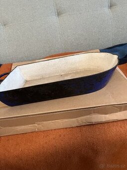 Starý pekáč, modrý smalt, Litinový, Plzeň