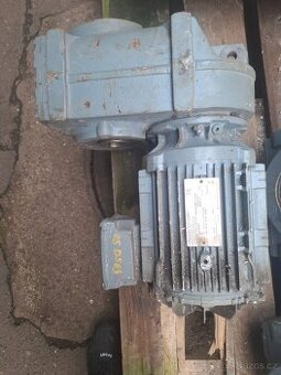 převodový elektromotor SEW-EURODRIVE