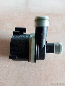 Nové orig. vodní čerpadlo Škoda