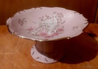 Miska na nožce z růžového porcelánu a 14 K zlata