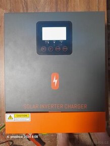 Prodám hybridní solární měnič 1kW/230V- 12V max 600Wp